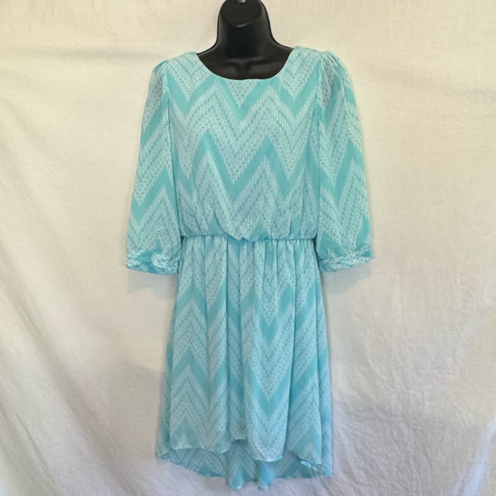 F-130 Takara Teal & White 1/2 Sleeve Hi Lo Lined MIDI Dress Size M